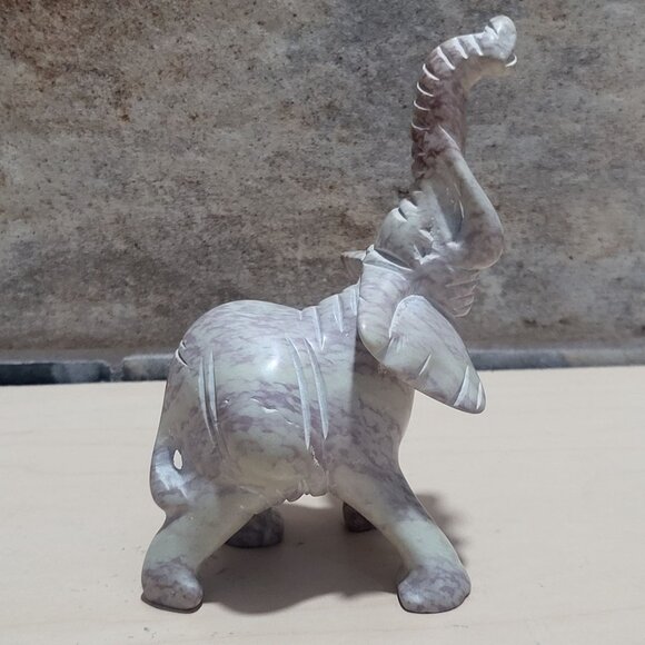 Small Hand Carved Elephant Figurine Pink White Stone Marble Onyx Trunk Raised - Picture 2 of 12
